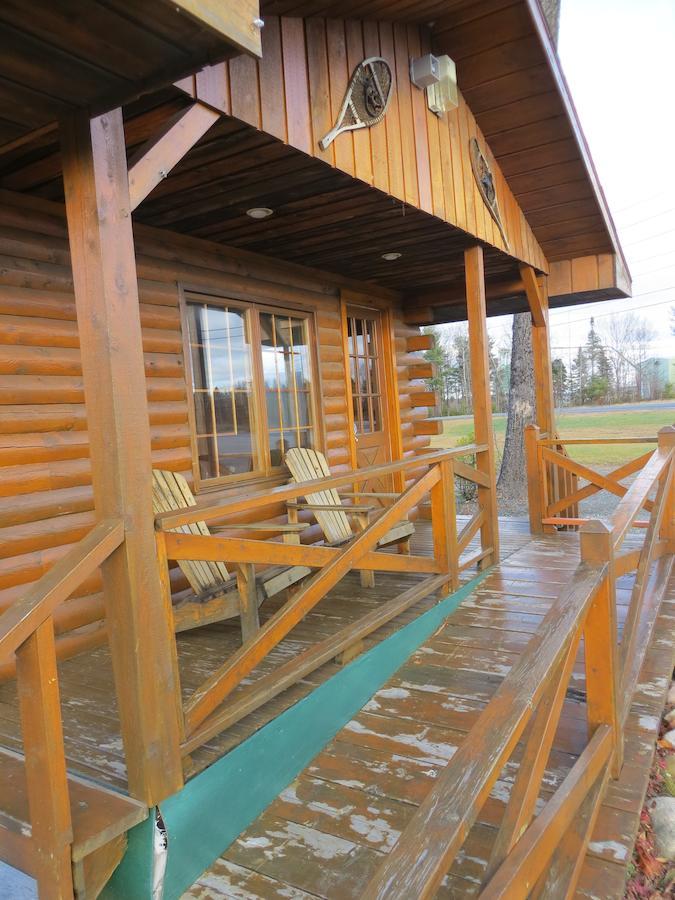 ميراميتشي Nine Pine Cottage المظهر الخارجي الصورة